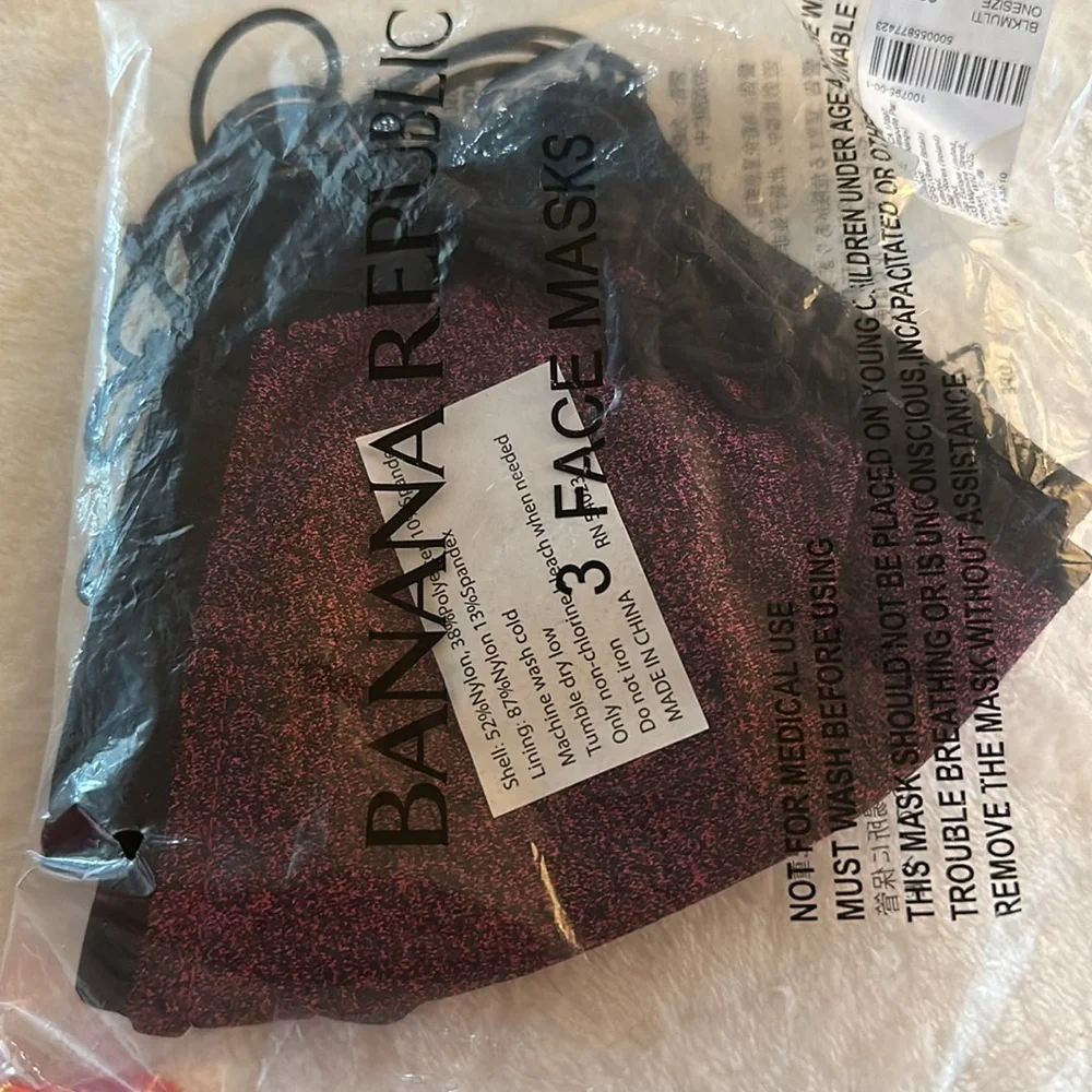 Set of 3 banana republic face masks